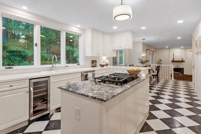 8 Larch Road, Acton, MA 01720