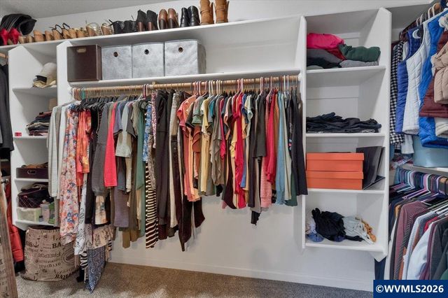 1155 Little John Lp NW, Salem, OR 97304