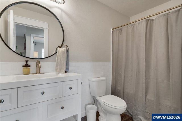 1155 Little John Lp NW, Salem, OR 97304