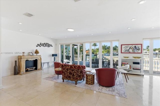 1249 Biscaya Dr, Surfside, FL 33154