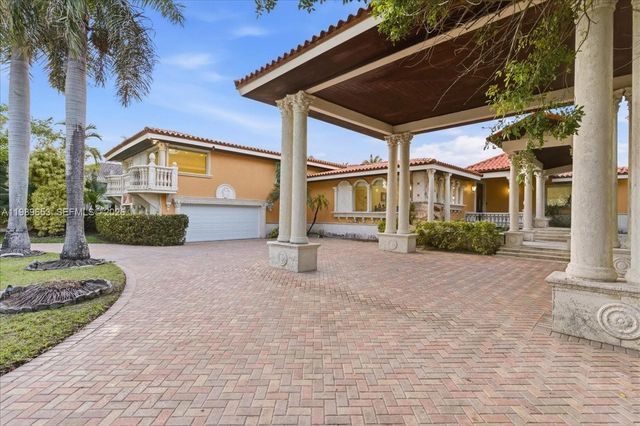 1249 Biscaya Dr, Surfside, FL 33154