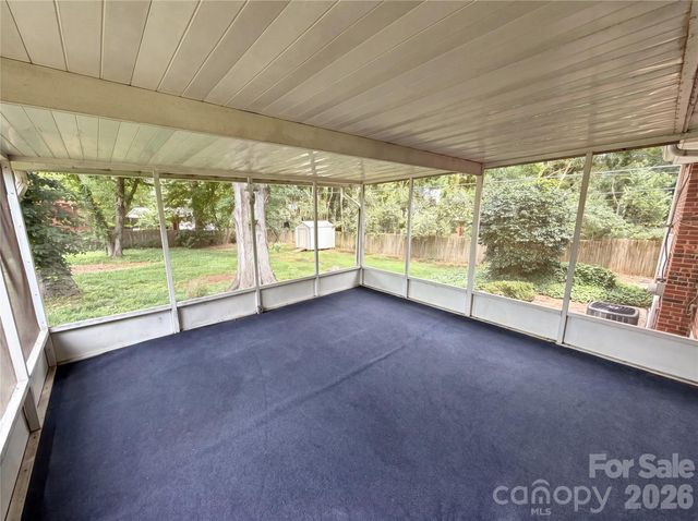5410 Sharon Road, Charlotte, NC 28210