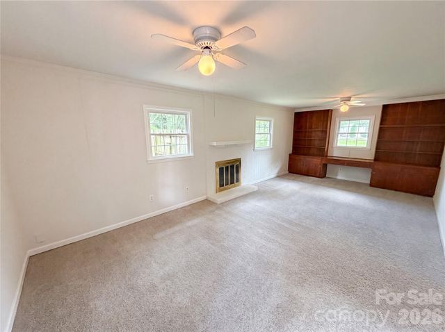 5410 Sharon Road, Charlotte, NC 28210