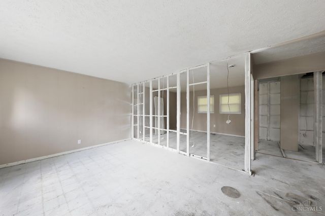 9786 Sacramento Street, Colerain Twp, OH 45231