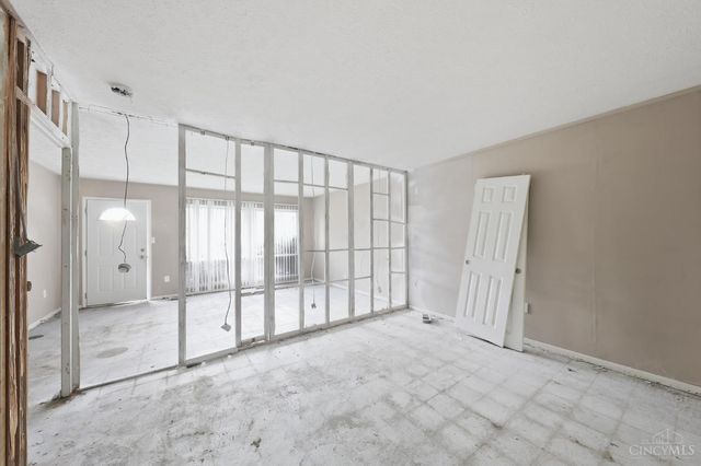 9786 Sacramento Street, Colerain Twp, OH 45231