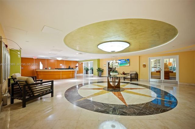 7350 SW 89th St 314S, Miami, FL 33156