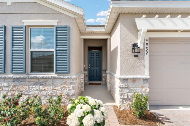 4932 NW 39TH LOOP, Ocala, FL 34482