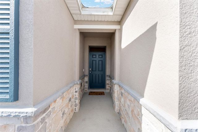 4932 NW 39TH LOOP, Ocala, FL 34482
