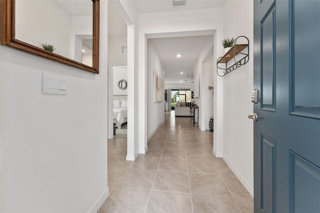 4932 NW 39TH LOOP, Ocala, FL 34482