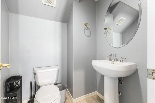 724 W MESQUITE Lane, Litchfield Park, AZ 85340