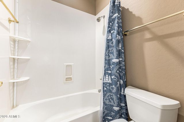 724 W MESQUITE Lane, Litchfield Park, AZ 85340