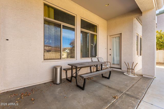 724 W MESQUITE Lane, Litchfield Park, AZ 85340