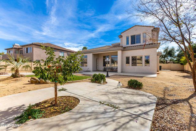 724 W MESQUITE Lane, Litchfield Park, AZ 85340