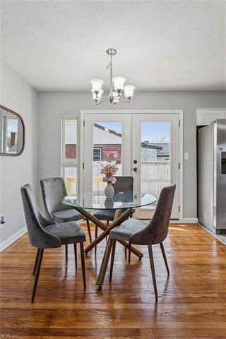 43 Ferguson LN, Newport News, VA 23601