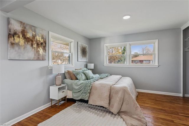 43 Ferguson LN, Newport News, VA 23601