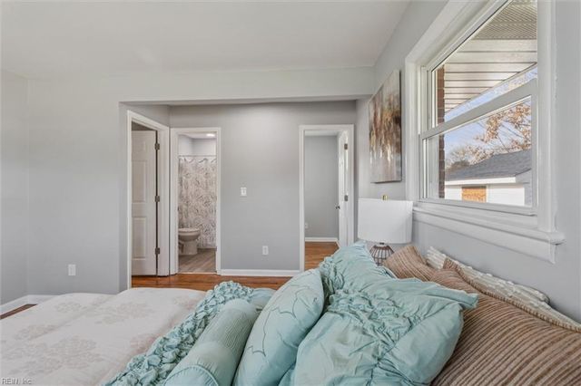 43 Ferguson LN, Newport News, VA 23601