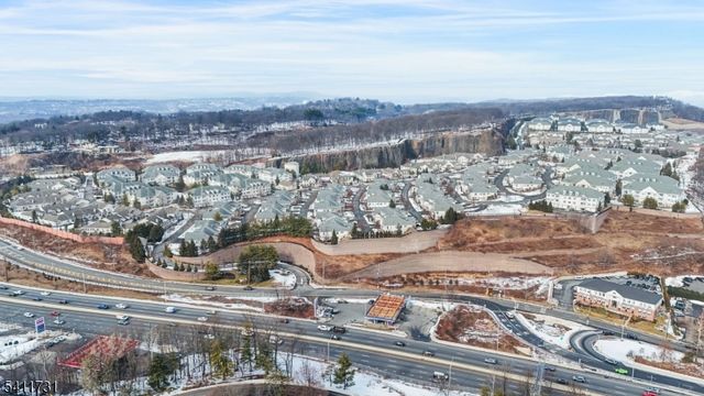 4 Cliff Rd, Unit B2, Woodland Park, NJ 07424