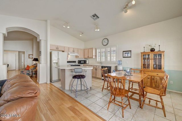 4626 E CHARLESTON Avenue, Phoenix, AZ 85032