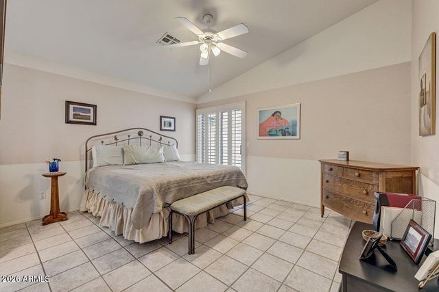 4626 E CHARLESTON Avenue, Phoenix, AZ 85032