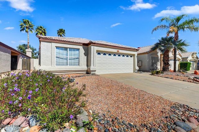 4626 E CHARLESTON Avenue, Phoenix, AZ 85032