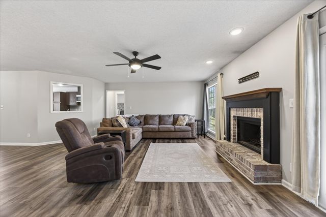 3497 Hunters Rdg, Woodlawn, TN 37191