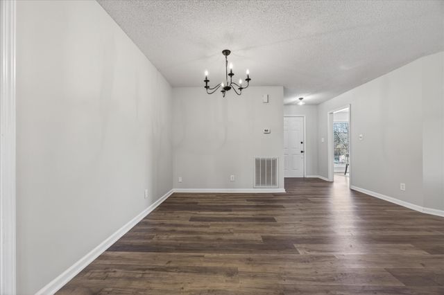 3497 Hunters Rdg, Woodlawn, TN 37191