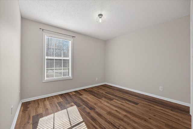 3497 Hunters Rdg, Woodlawn, TN 37191