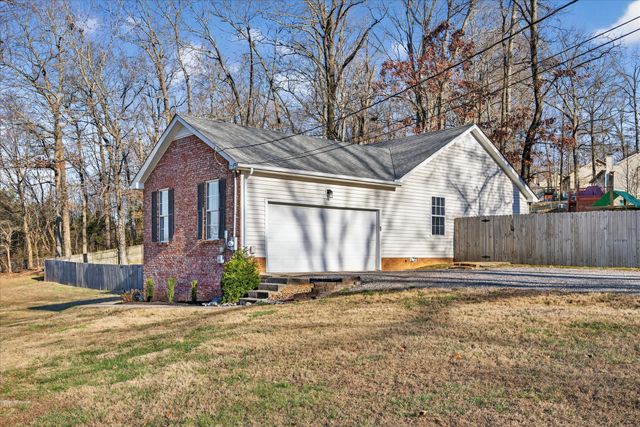 3497 Hunters Rdg, Woodlawn, TN 37191