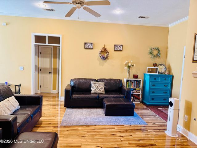 104 Silver Ridge Lane, Pearl, MS 39208