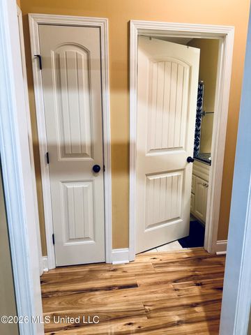 104 Silver Ridge Lane, Pearl, MS 39208