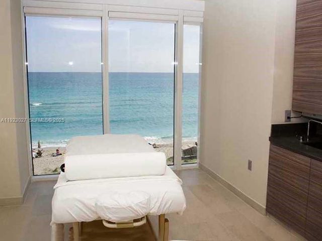 1800 S Ocean Dr 3101, Hallandale Beach, FL 33009