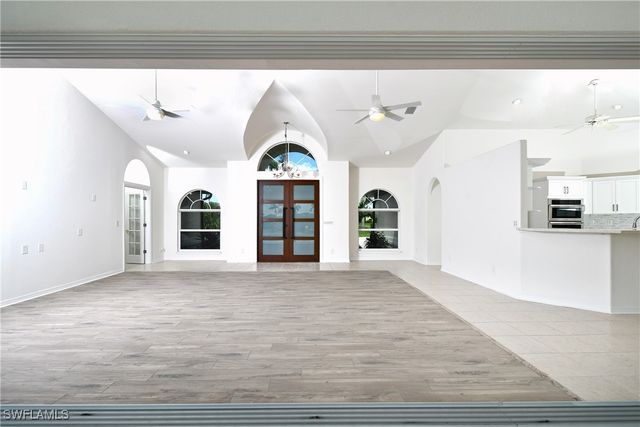 2000 SW 44th TER, Cape Coral, FL 33914