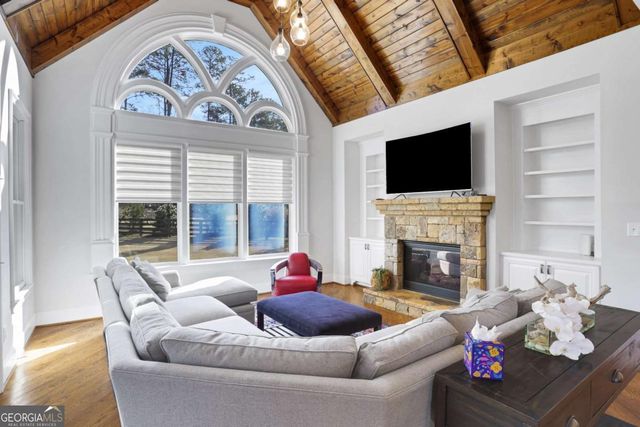 16885 Quayside Drive, Milton, GA 30004