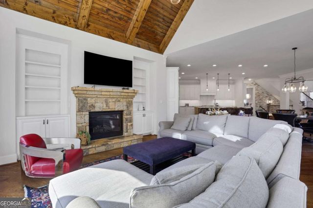 16885 Quayside Drive, Milton, GA 30004