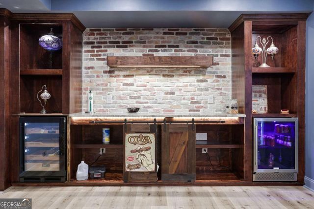 16885 Quayside Drive, Milton, GA 30004