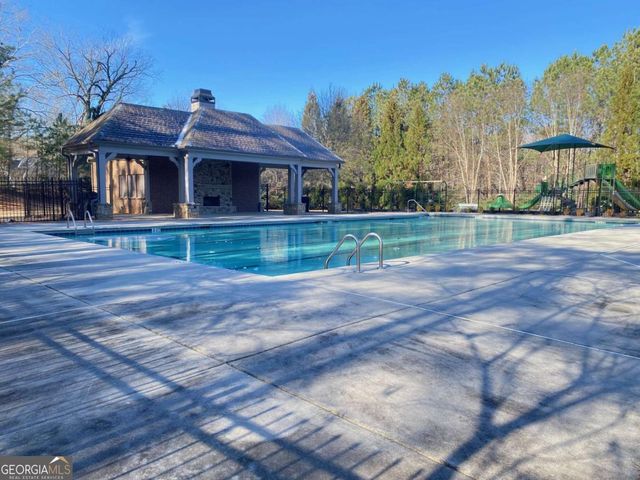 16885 Quayside Drive, Milton, GA 30004