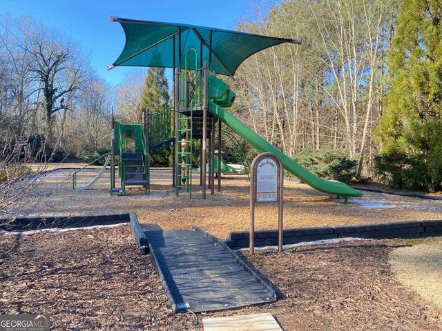 16885 Quayside Drive, Milton, GA 30004