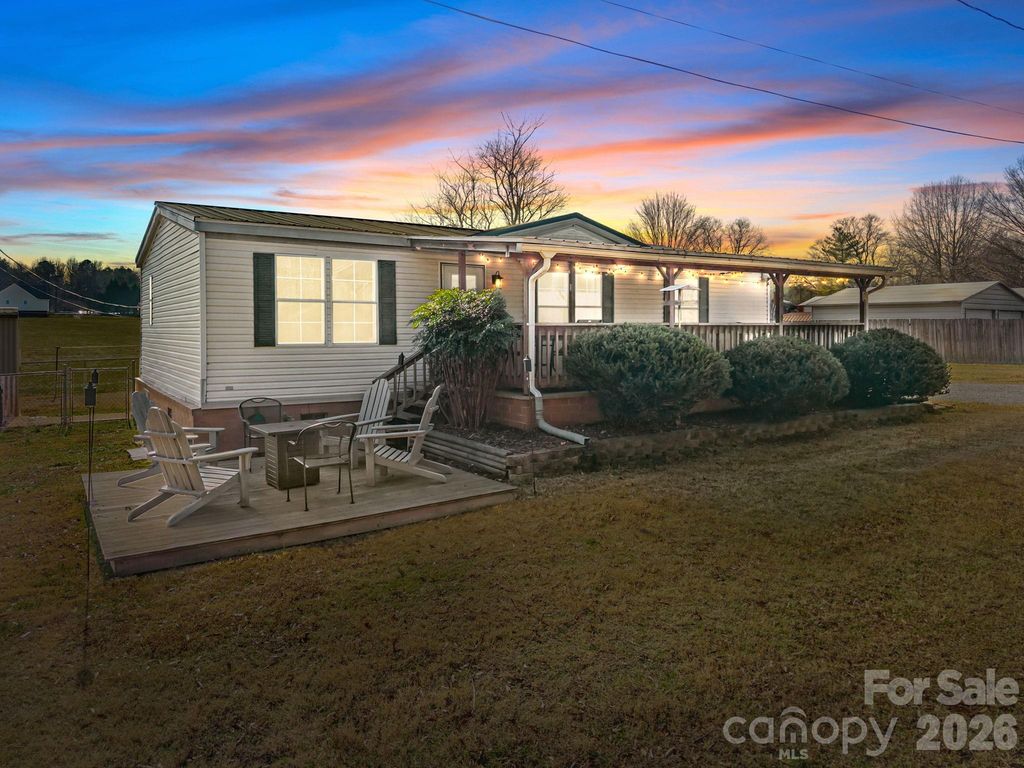 823 Glover Road, Salisbury, NC 28146