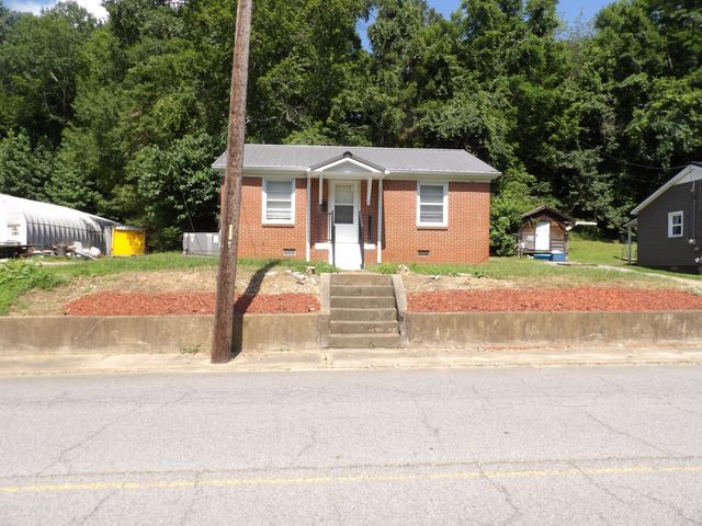 202 E Richland Ave, Waverly, TN 37185