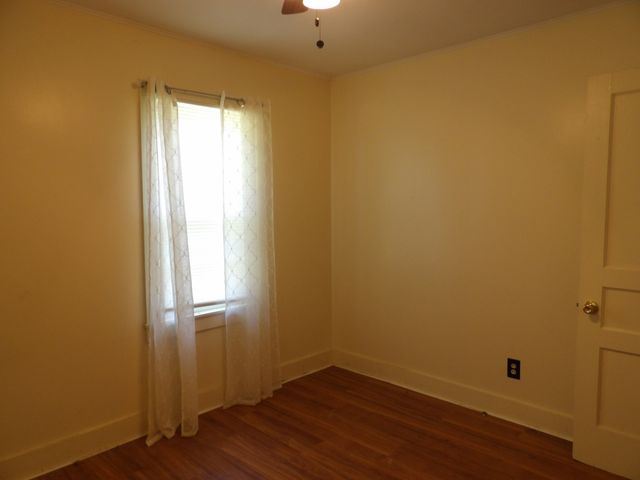 202 E Richland Ave, Waverly, TN 37185