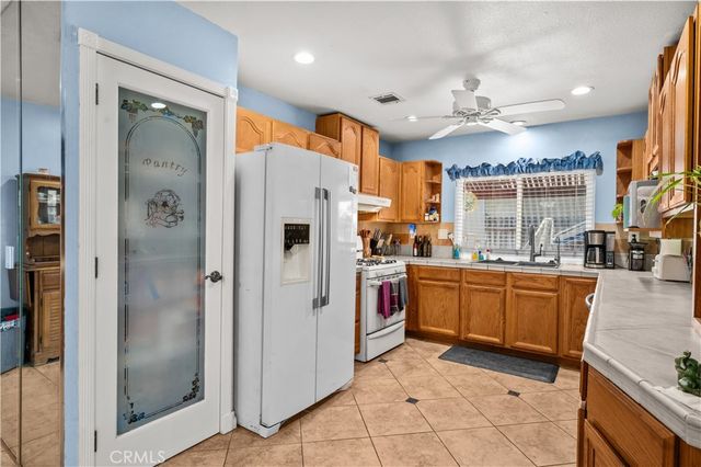 7112 Idyllwild, Riverside, CA 92503