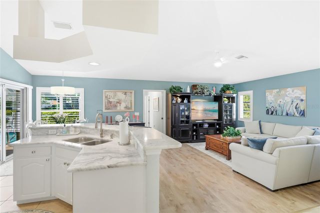 373 ROSELING CIRCLE, Venice, FL 34293