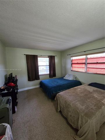 13500 SW 1st St 204U, Pembroke Pines, FL 33027