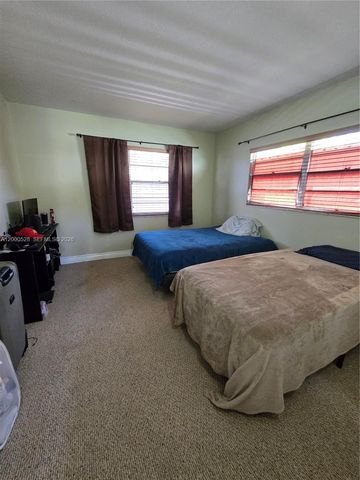 13500 SW 1st St 204U, Pembroke Pines, FL 33027