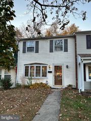 89 ROCKLAND DR, Willingboro, NJ 08046
