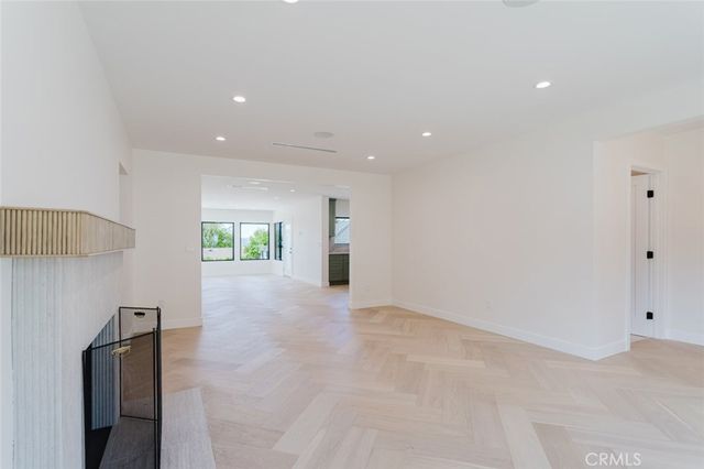 941 Sherlock Drive, Burbank, CA 91501