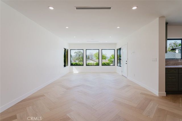 941 Sherlock Drive, Burbank, CA 91501