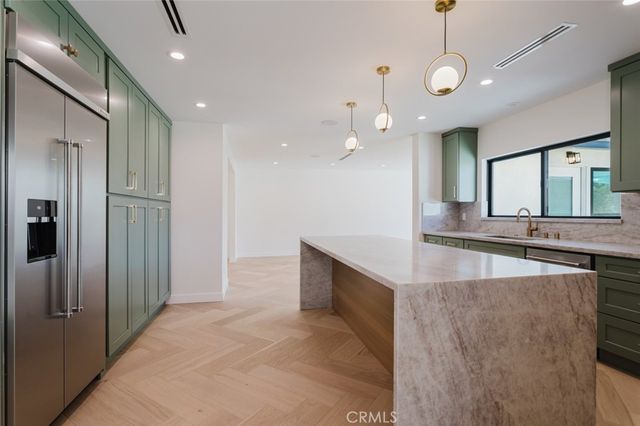 941 Sherlock Drive, Burbank, CA 91501