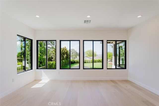941 Sherlock Drive, Burbank, CA 91501