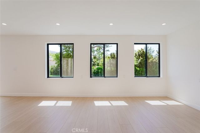 941 Sherlock Drive, Burbank, CA 91501